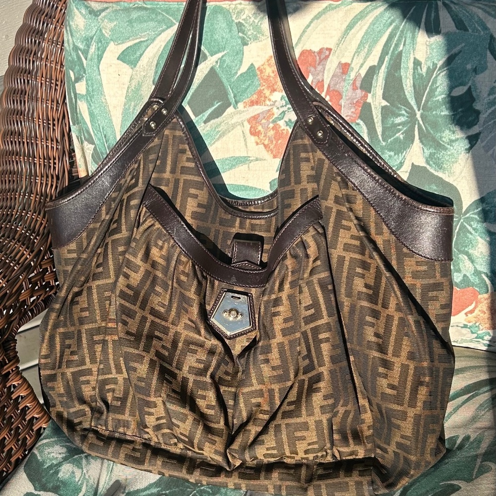 FENDI Zucca Large Chef Tote in Tobacco